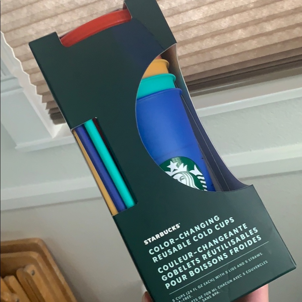 Starbucks Color changing cups NEW